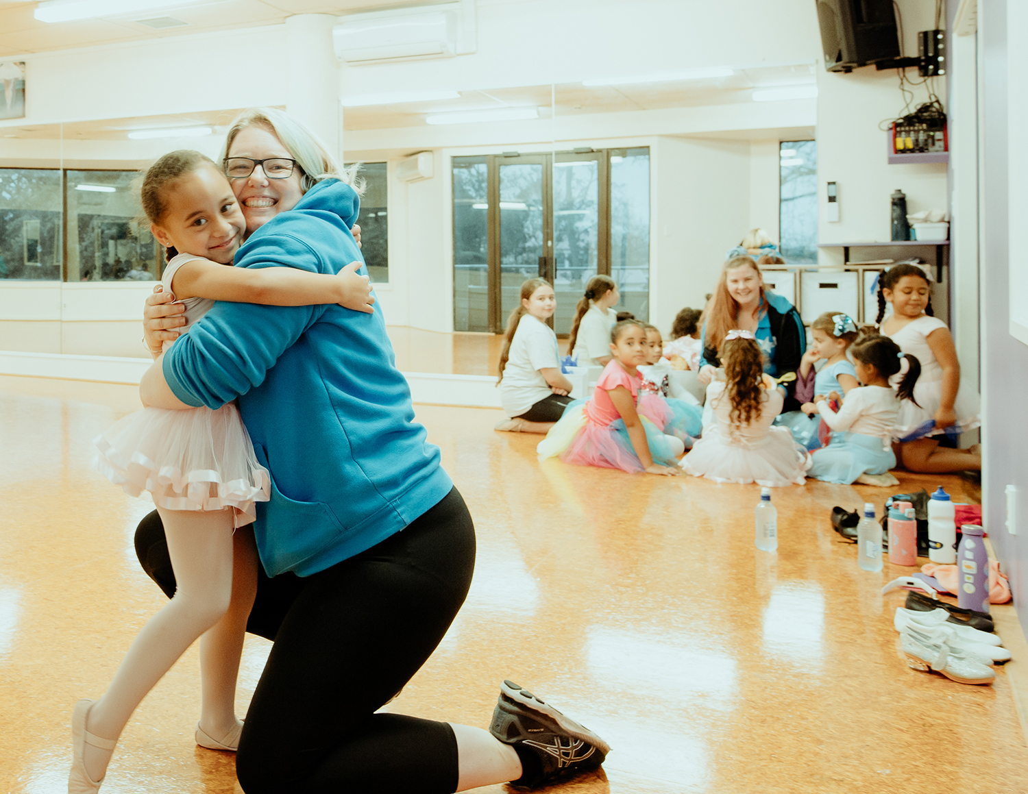 teamword-renaissance-kids-dancers